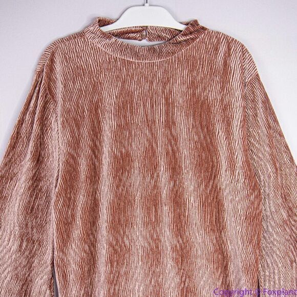 Eloquii‎ Flare sleeve textured velvet dress, 24 - Picture 4 of 16